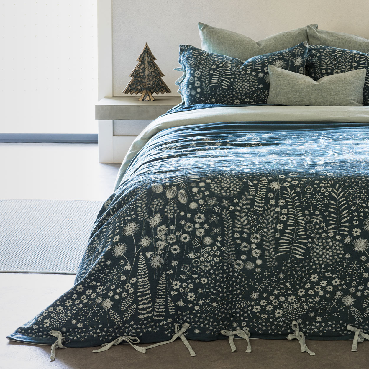 Quarto BannerVertical CapaWildForest SEASON Season Home Collection