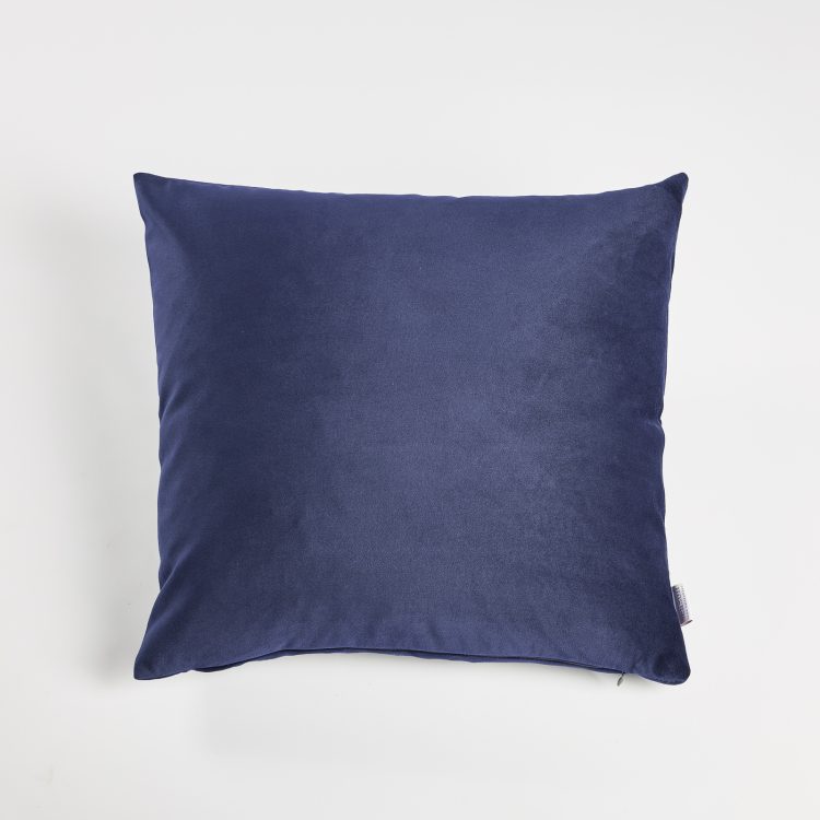 almofada-decorativa-azul-escuro-veludo-1