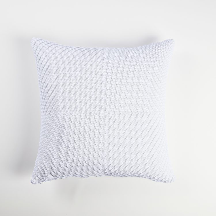 almofada-decorativa-branco-devi-2