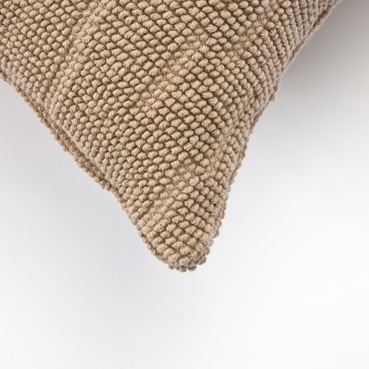 almofada-decorativa-caqui-outline-2