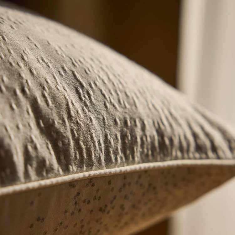 almofada-decorativa-cinza-pin-2