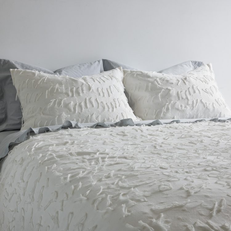 capa-edredon-branco-viola-1 capa-edredon-branco-viola-1