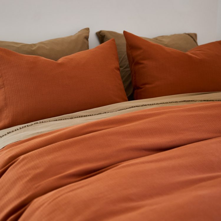 capa-edredon-terracota-nodal-2