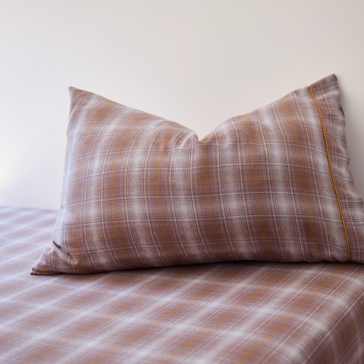 fronha-almofada-cor-unica-holos-1