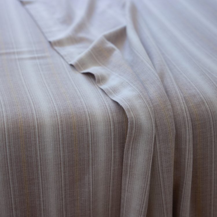 lencol-cima-bege-claro-holos-smooth-1