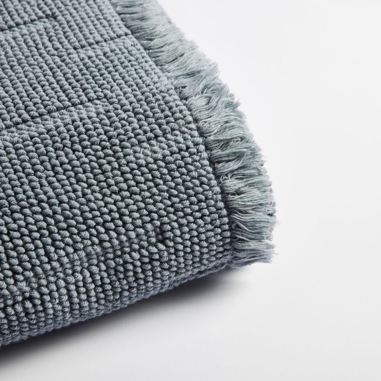 tapa-pes-azul-outline-2