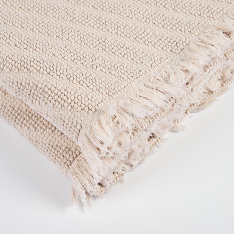 tapa-pes-bege-devi-2