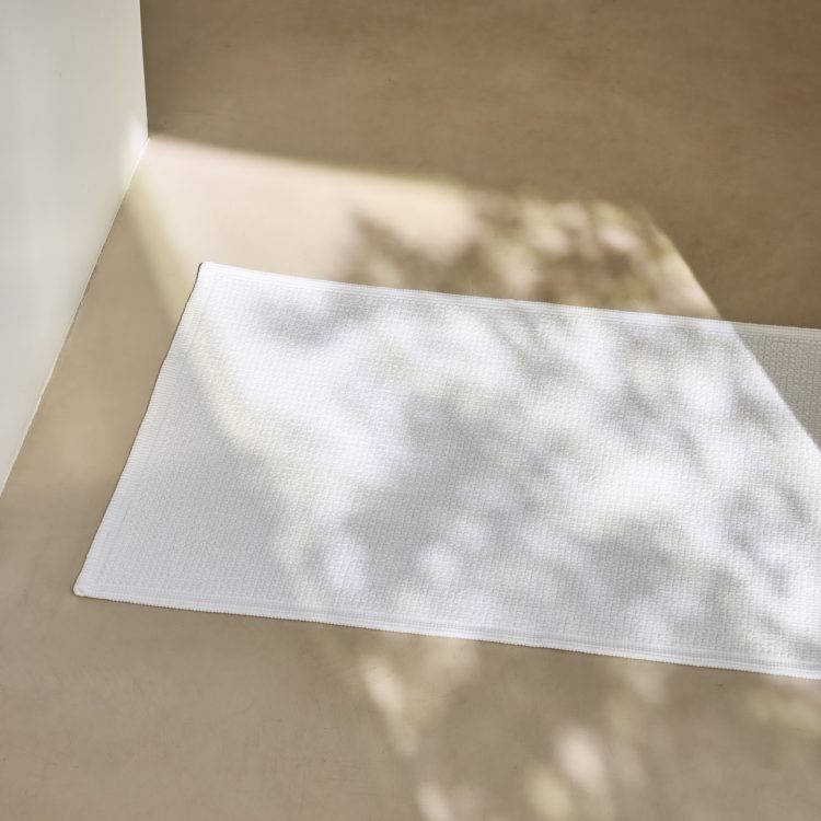 tapete-banho-branco-modern-1