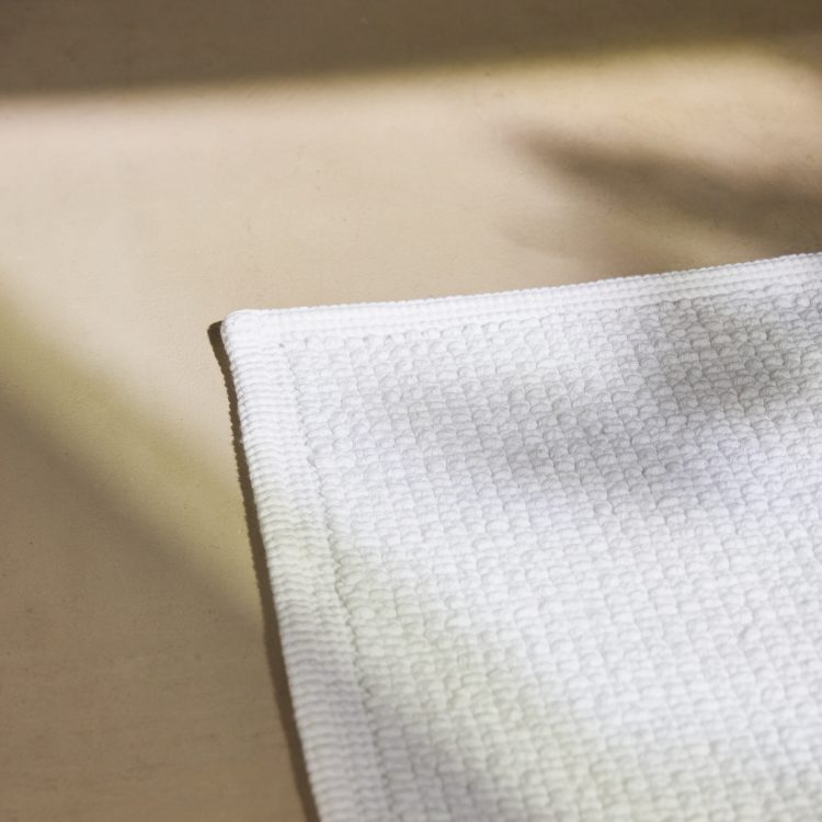 tapete-banho-branco-modern-2