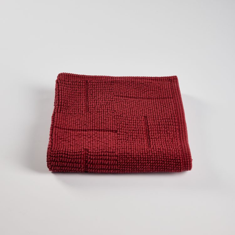 tapete-banho-vermelho-mistif-1