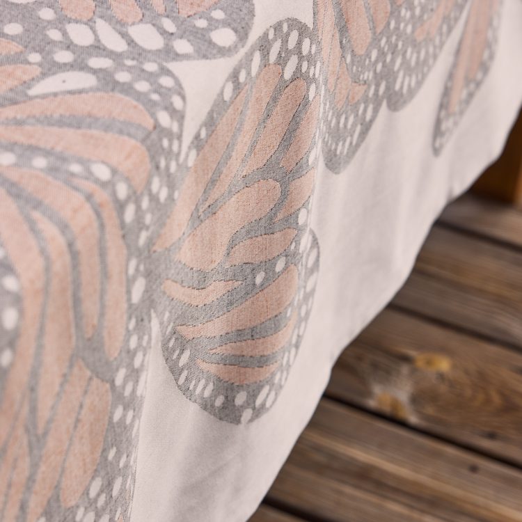 toalha-mesa-salmao-wings-allover-2