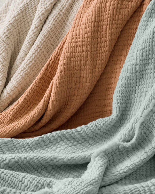 Luck Throw wraps around the body with lightness and softness, thanks to its four layers of fabric and velvety feel.

Shop now at seasonhomecollection.com

#seasonhomecollection
#hometextile
#madeinportugal
#sustainability
#springsummercollection
#auracollection